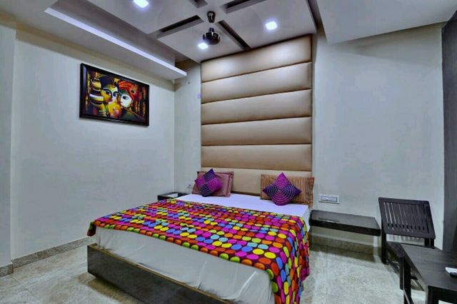 Hotel Samrat 